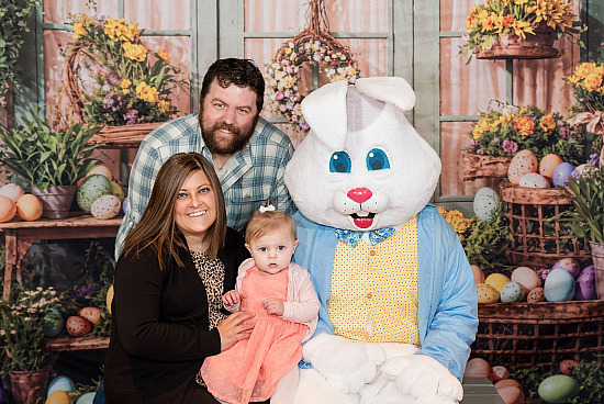 Photos with the Easter Bunny 4/13/2025 @ Gatherings at Station 10