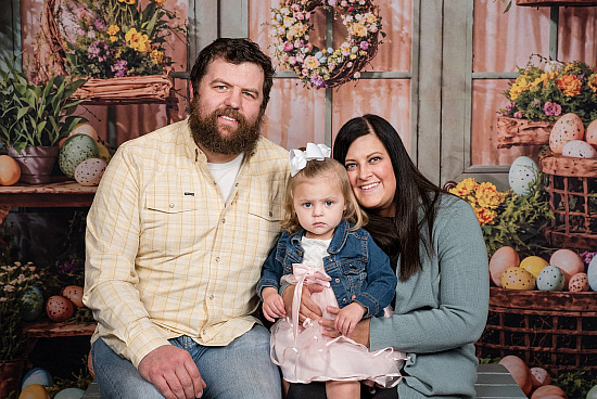 Photos with the Easter Bunny 3/29/2026 @ Gatherings at Station 10