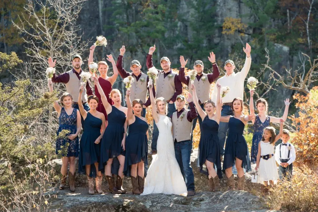 Brickhouse Getaway Barn Wedding Wisconsin - Studio Delphianblue, photographer Danielle Albrecht