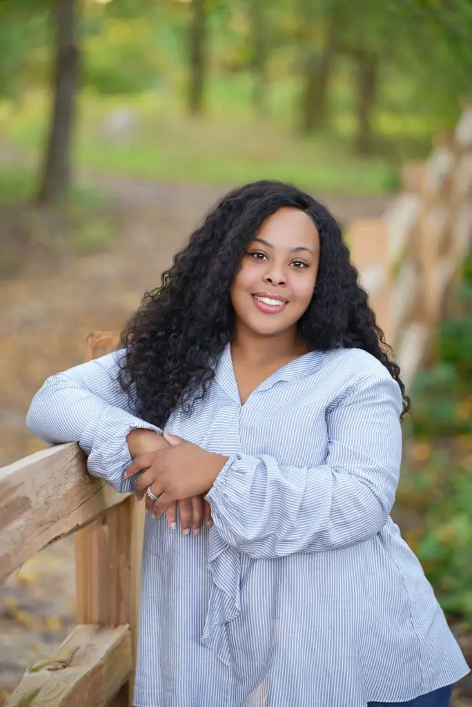 High School Senior Portraits - Studio Delphianblue, Danielle-Minneapolis Photographer