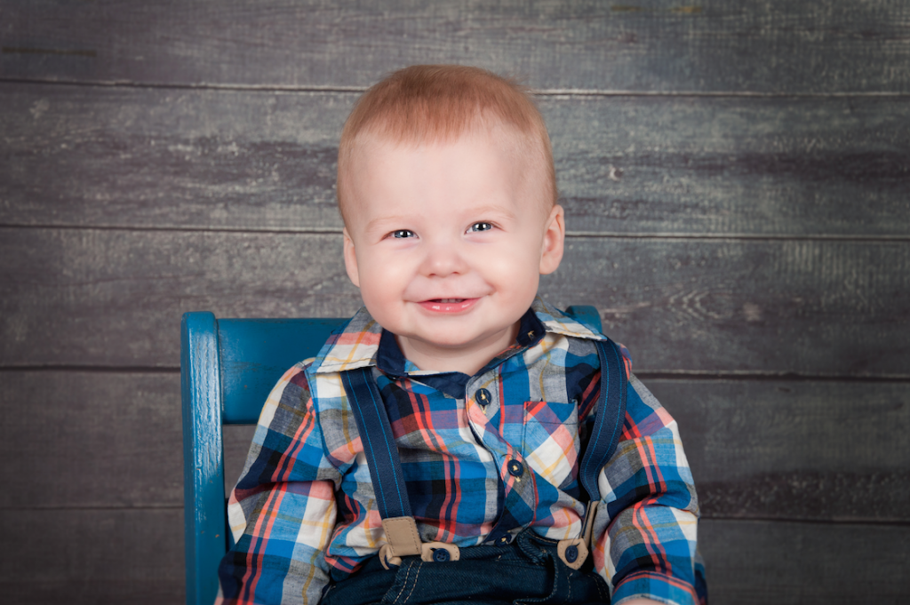 Studio Kids Portrait Session - Studio Delphianblue