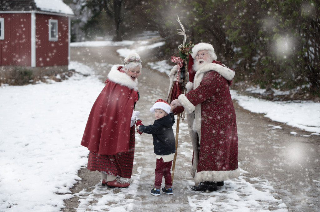 Portraits with Santa - Yoursantatoo.com - Photog. Danielle Albrecht
