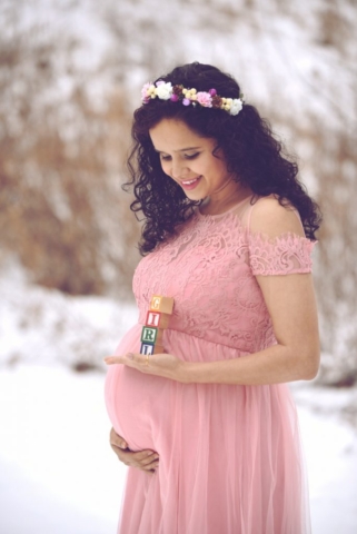 Winter Maternity Session - Minneapolis MN - Studio Delphianblue, Danielle Albrecht